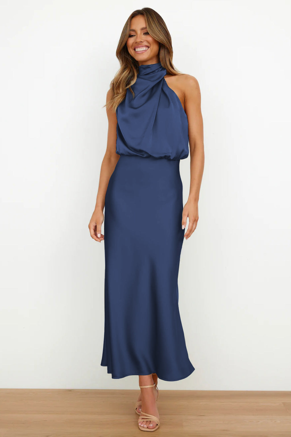 Robe Midi à Col Halter