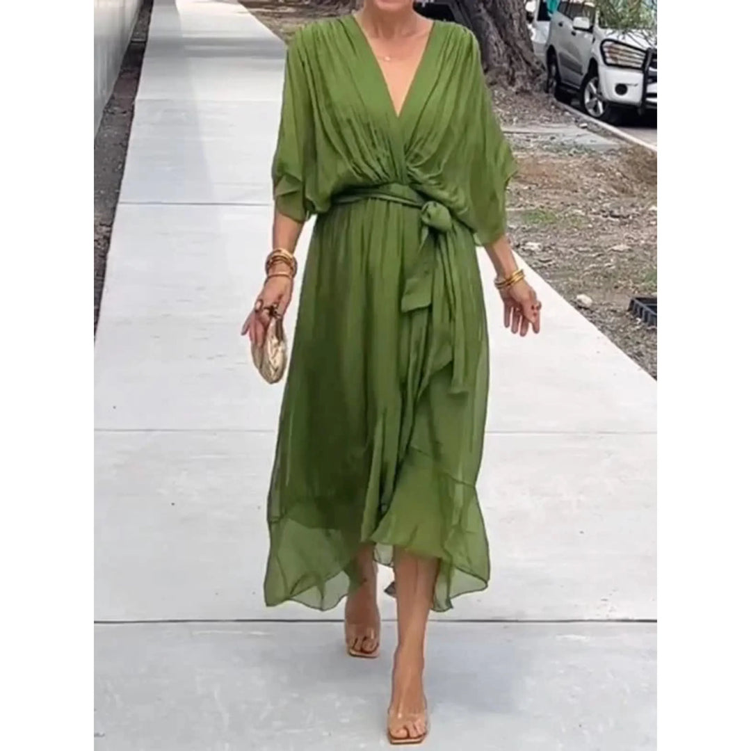 Kleid mit V-Ausschnitt