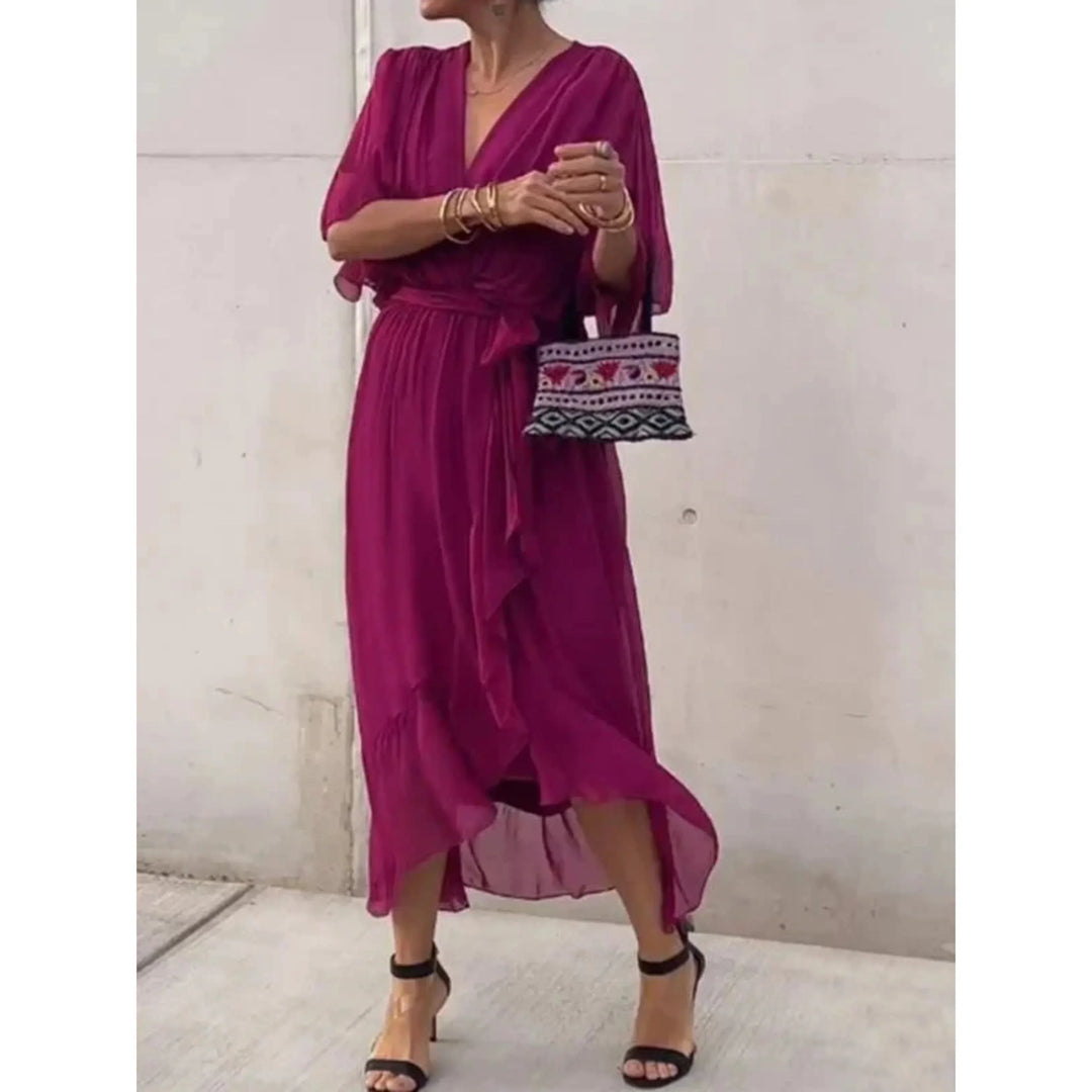 Kleid mit V-Ausschnitt