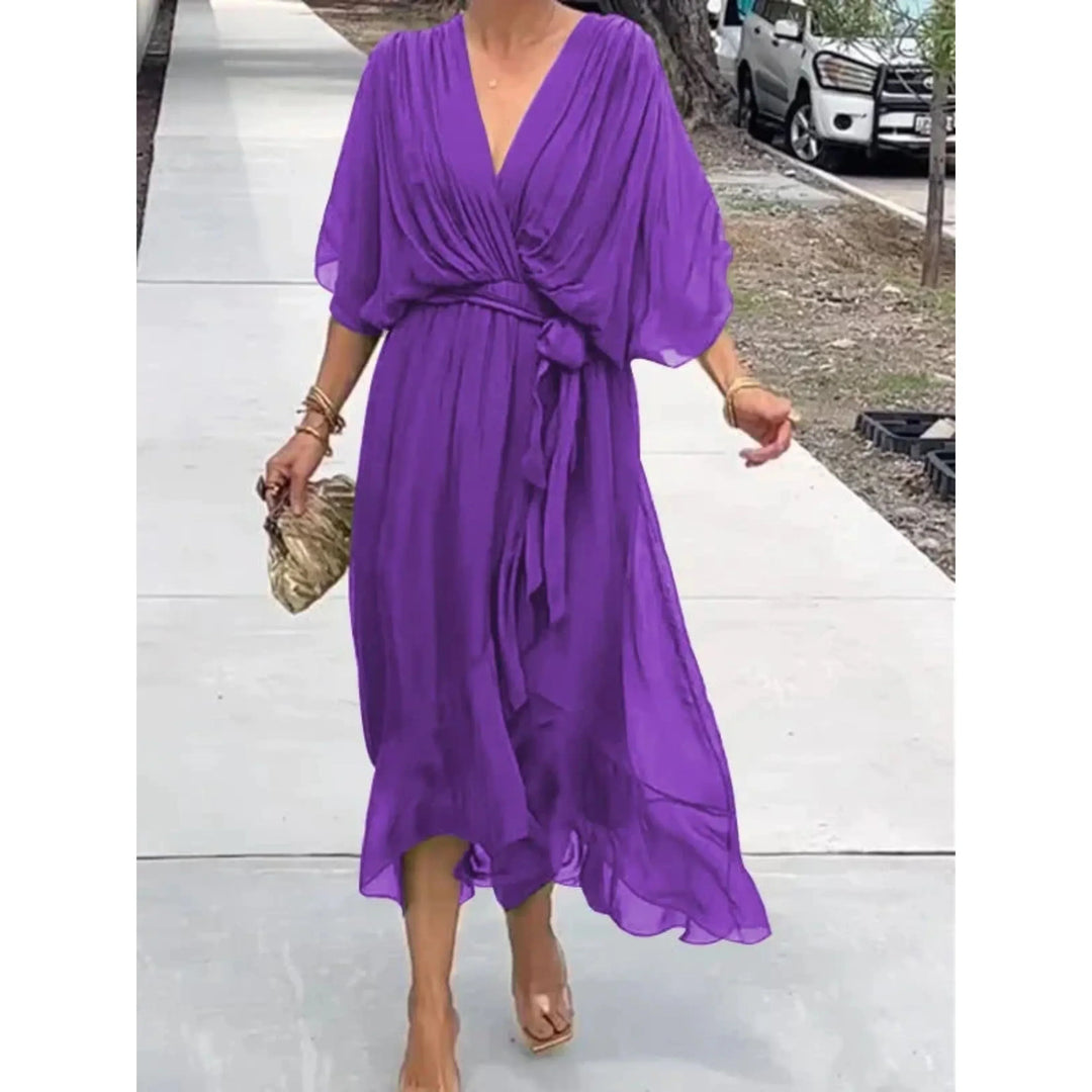 Kleid mit V-Ausschnitt