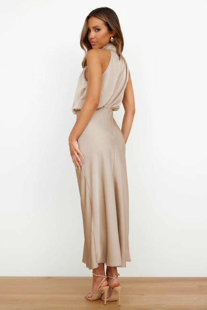Robe Midi à Col Halter