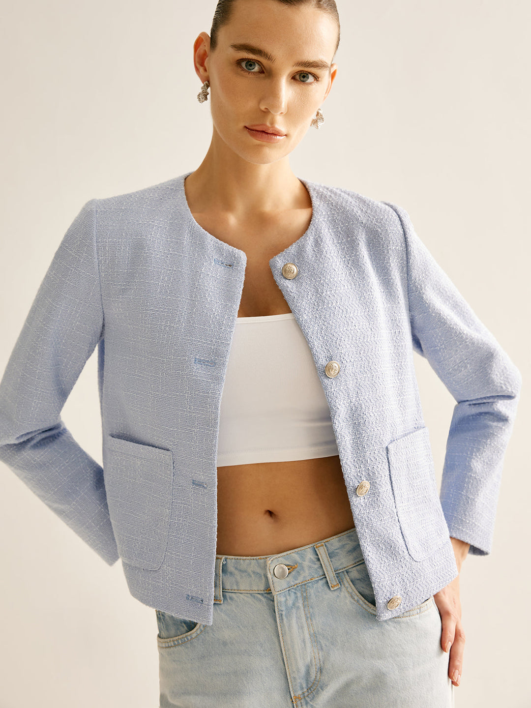 Leichte hellblaue Jacke