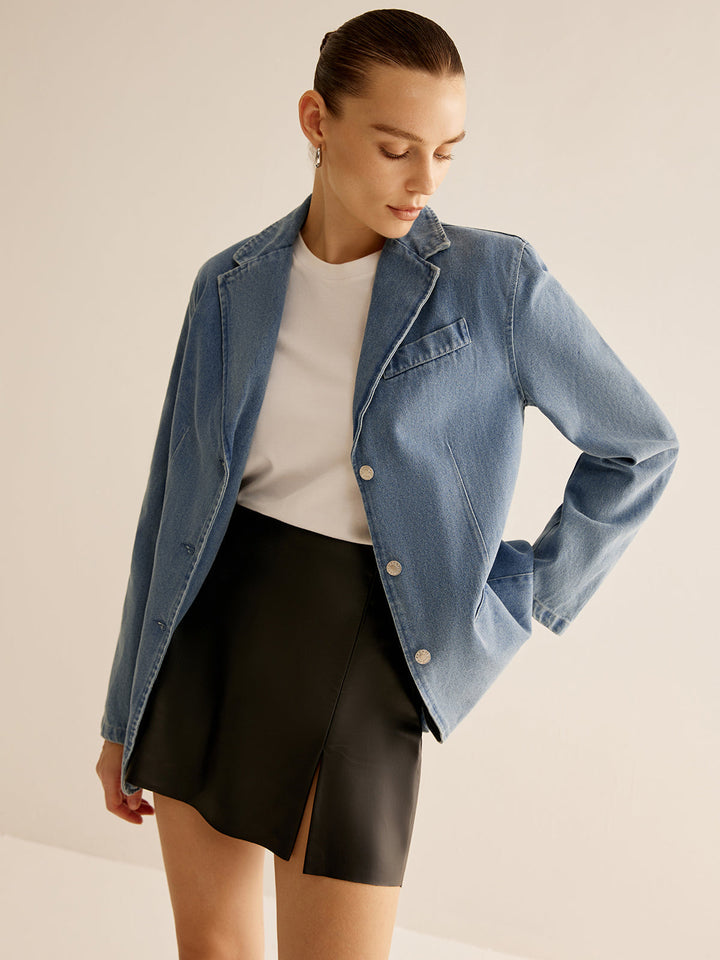Lange Jacke mit Metallknöpfen