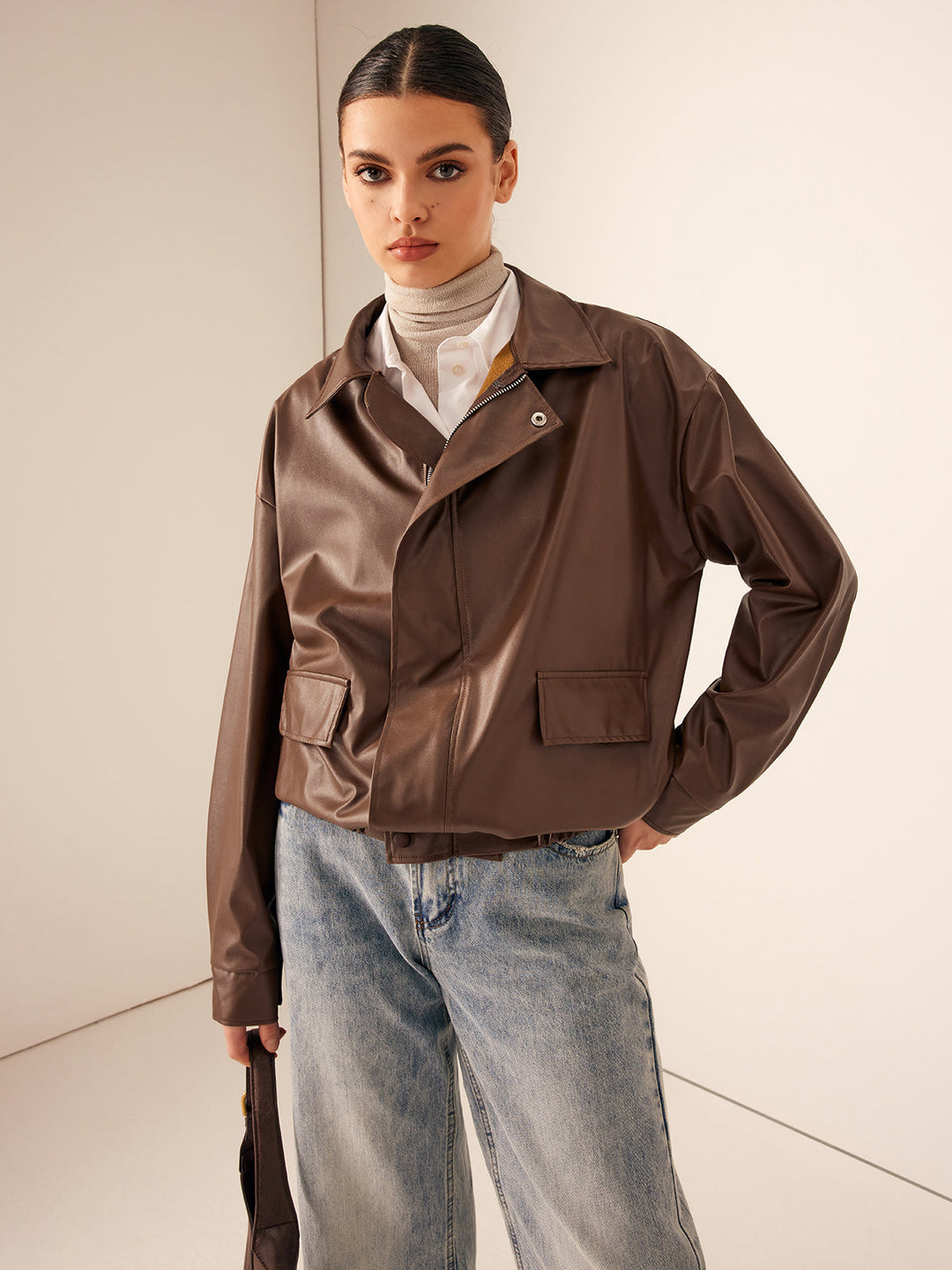 Braune Jacke im lässigen Stil