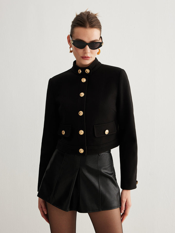 Kurzer schwarzer Blazer