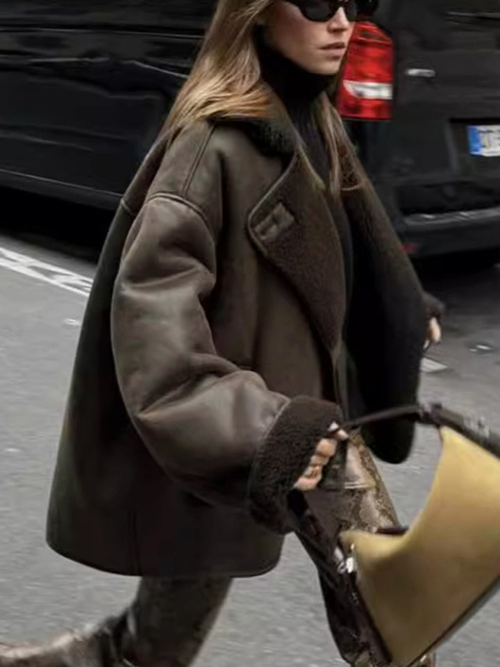 Übergroße Jacke mit Sherpa-Futter