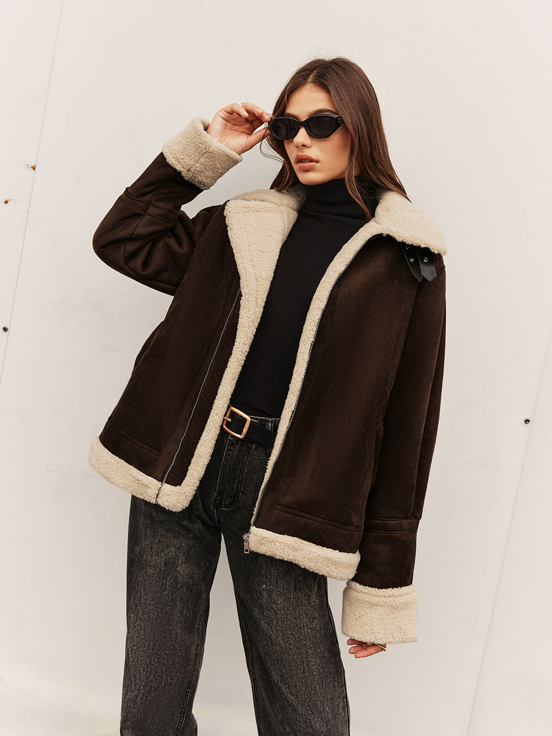 Schokoladenbraune Fliegerjacke