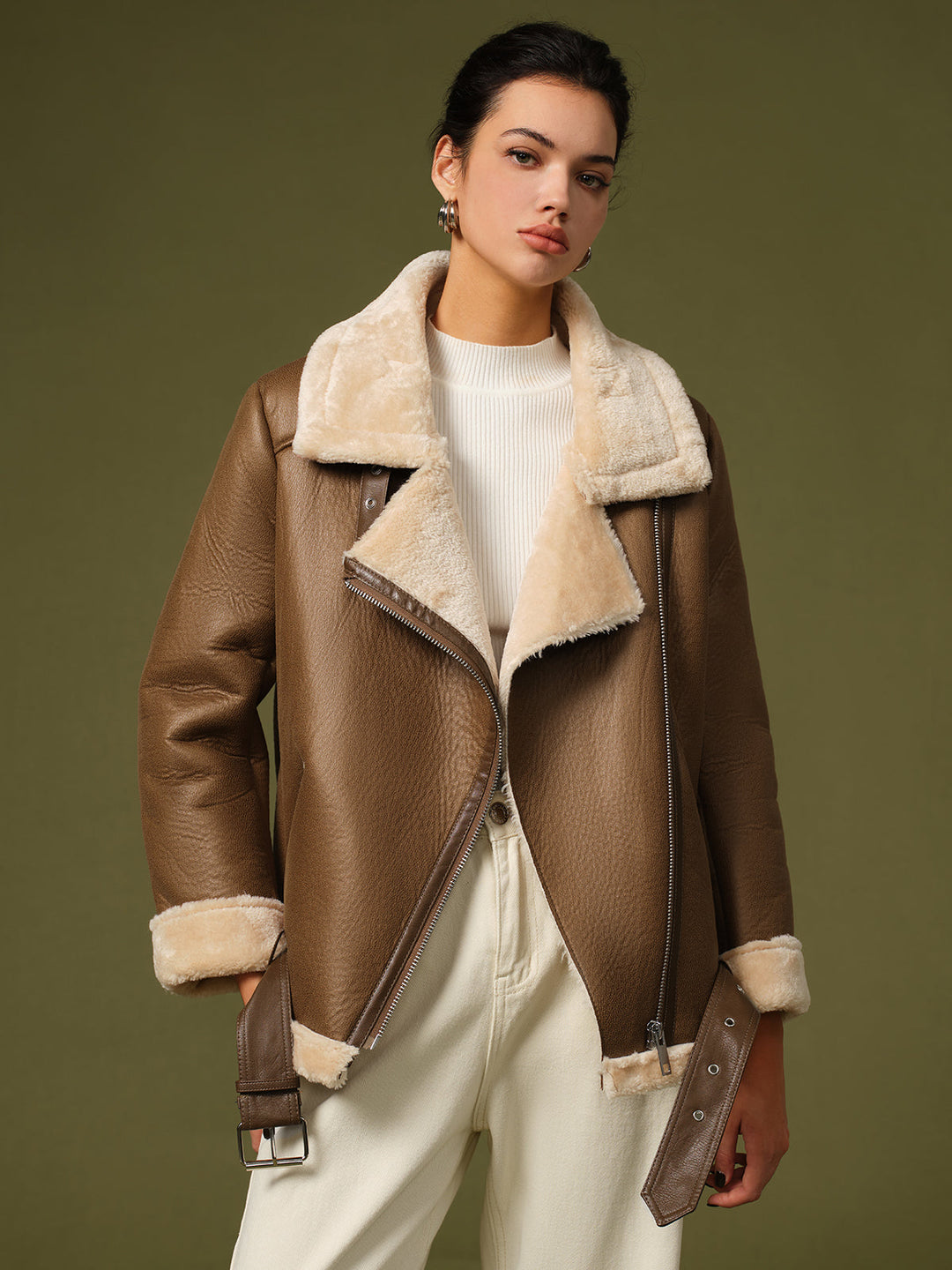 Veste Synthétique Col en Fausse Fourrure