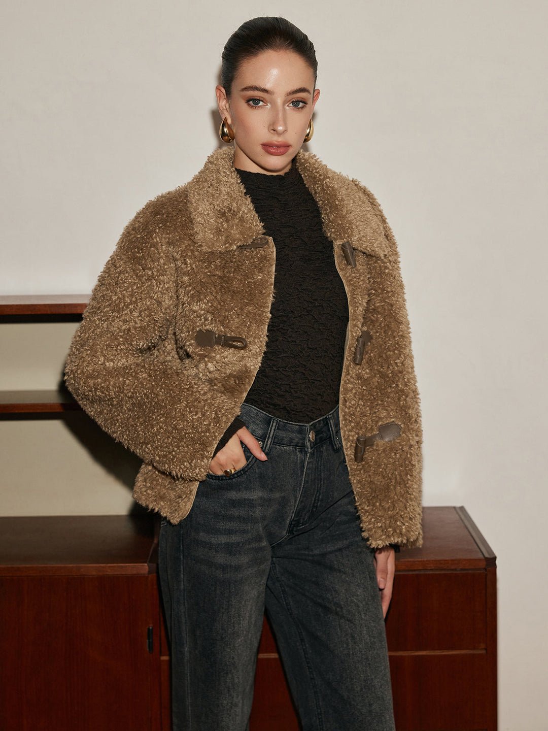 Veste Courte en Fausse Fourrure Bouclée