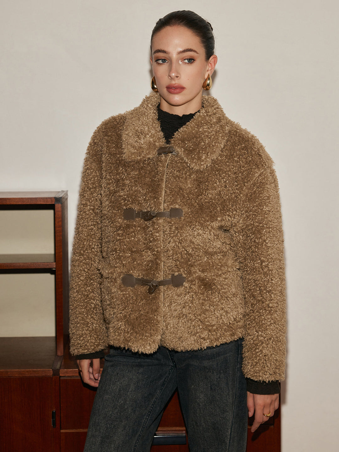 Veste Courte en Fausse Fourrure Bouclée
