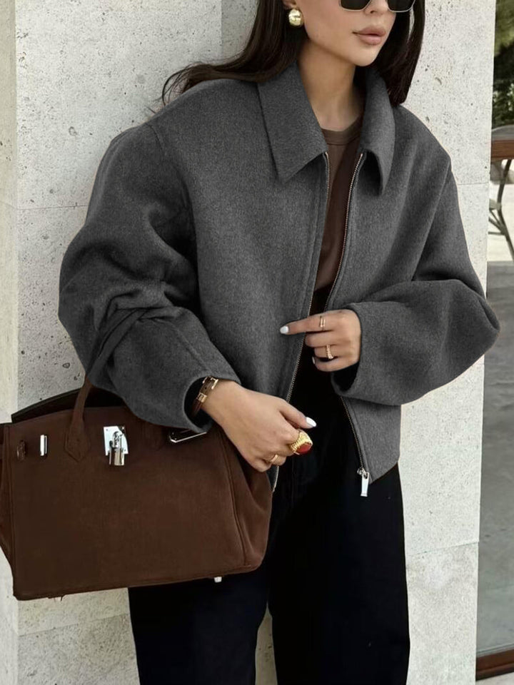 Kurze Jacke mit Reißverschluss
