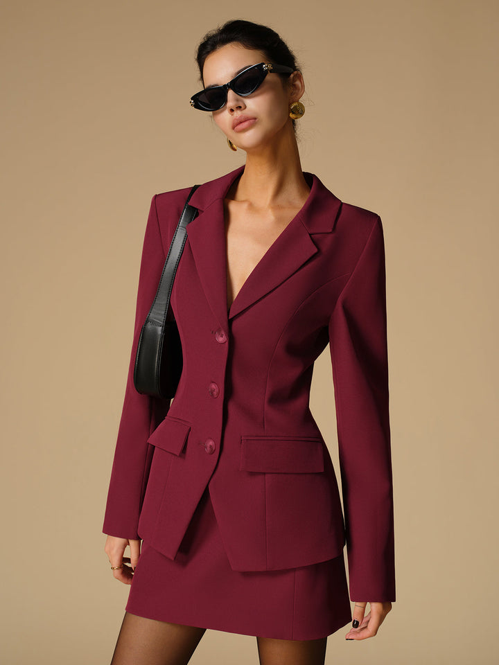 Langer bordeauxfarbener Blazer