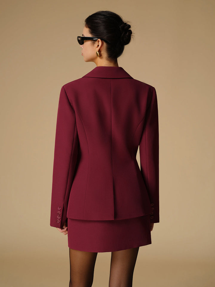 Langer bordeauxfarbener Blazer