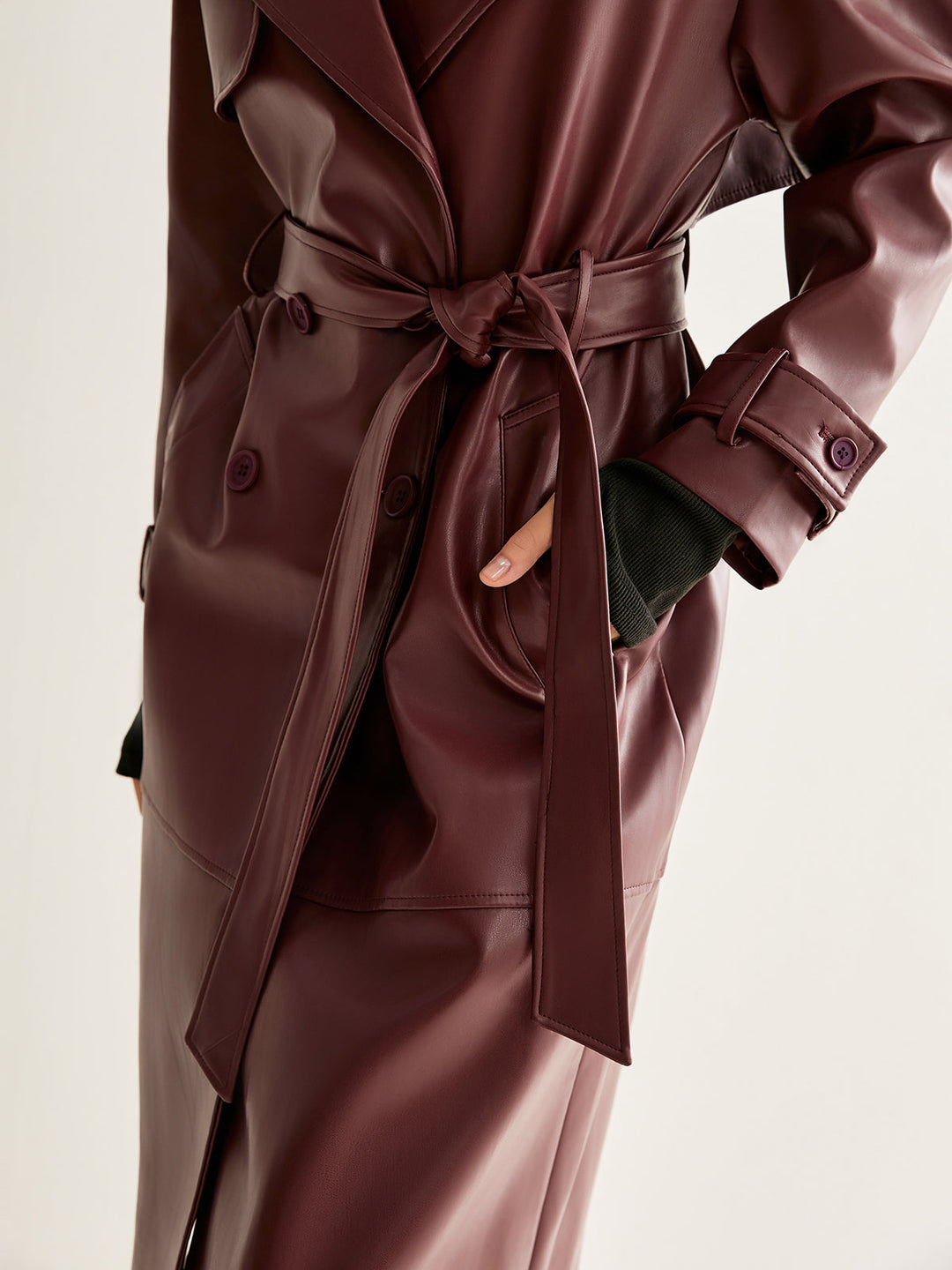 Langer Trenchcoat in Bordeaux