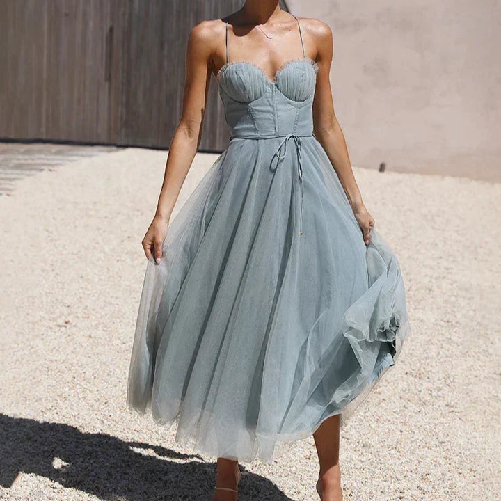 Langes Wolkenkleid