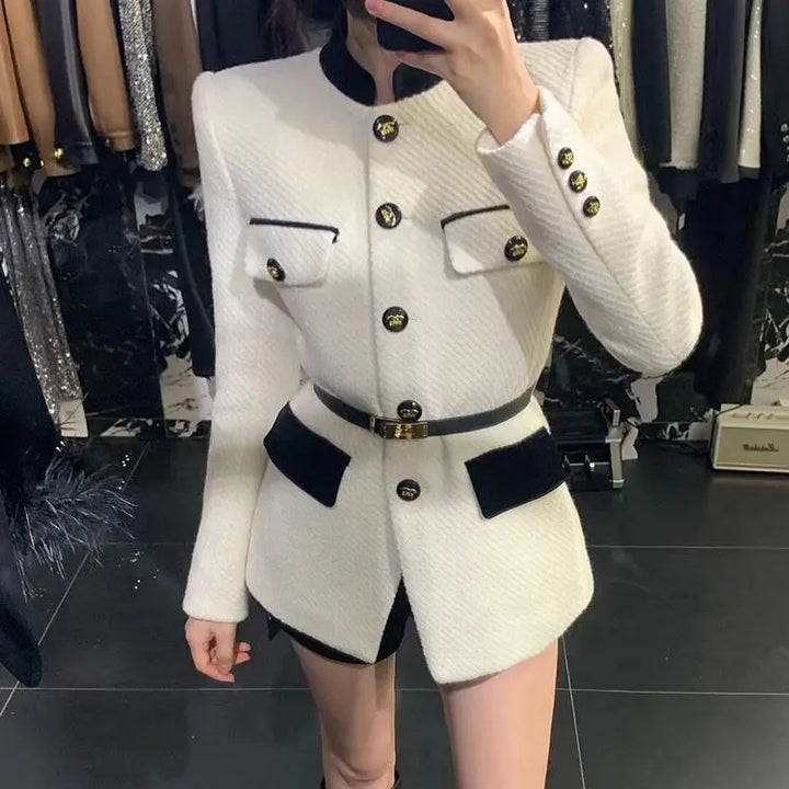 Strukturierte Jacke mit Gürtel