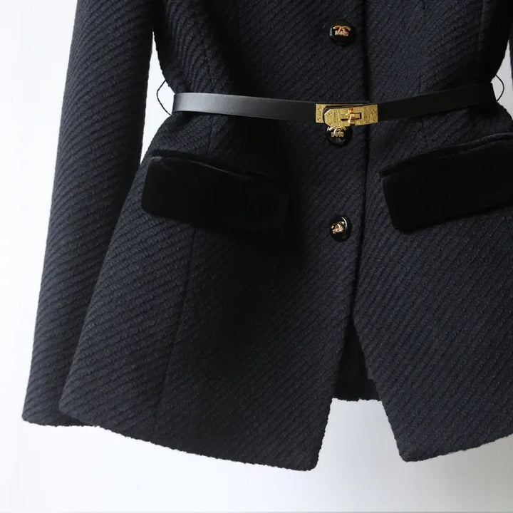 Strukturierte Jacke mit Gürtel