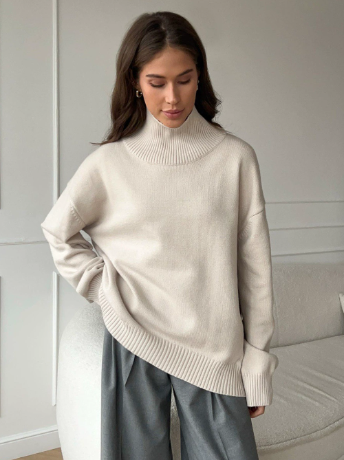 Oversize-Damenpullover mit Rollkragen aus