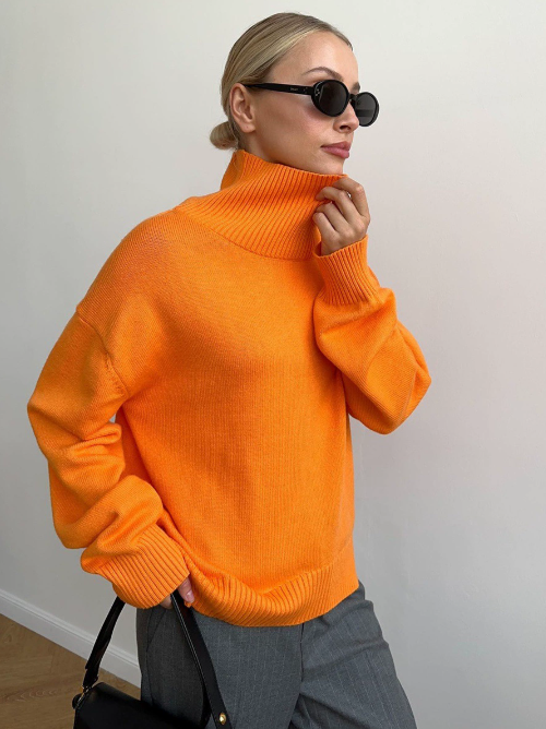 Oversize-Damenpullover mit Rollkragen aus