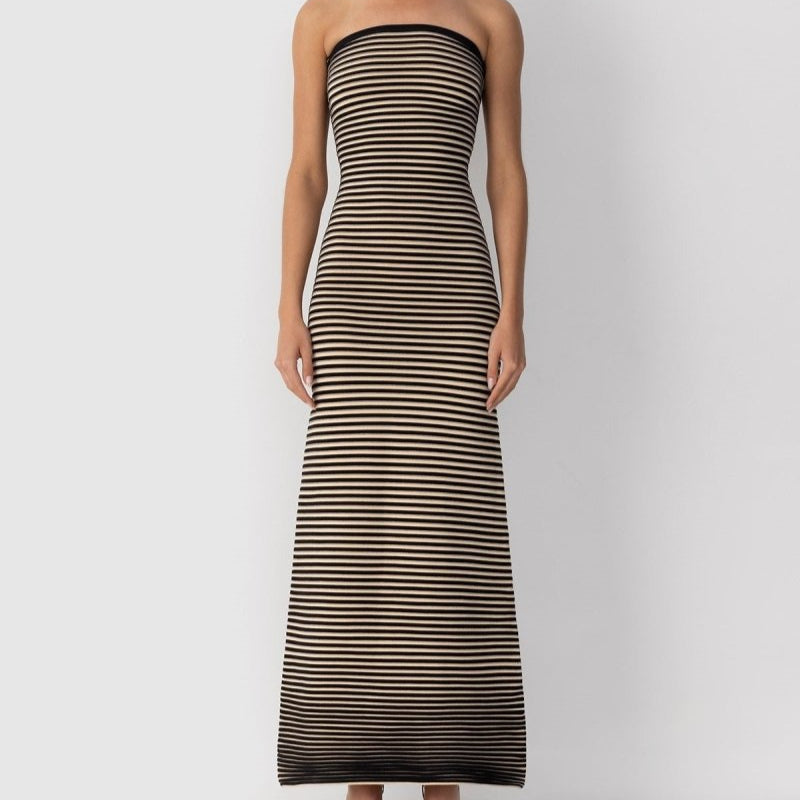 Gestreiftes langes Bandeaukleid