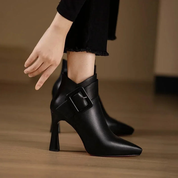 Bottines Élégantes à Grosse Boucle