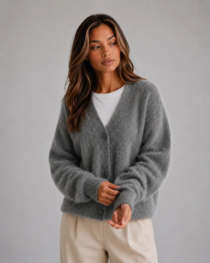 Cardigan Douillet à Col V – Gris Foncé
