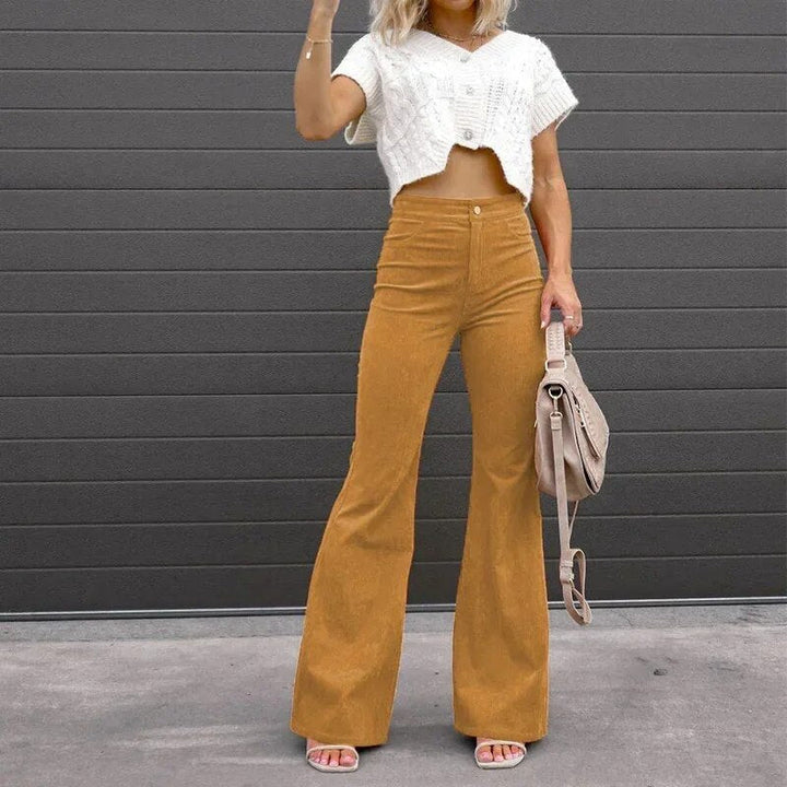 Ausgestellte Hose mit hoher Taille