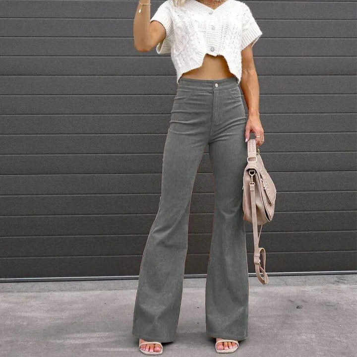 Ausgestellte Hose mit hoher Taille