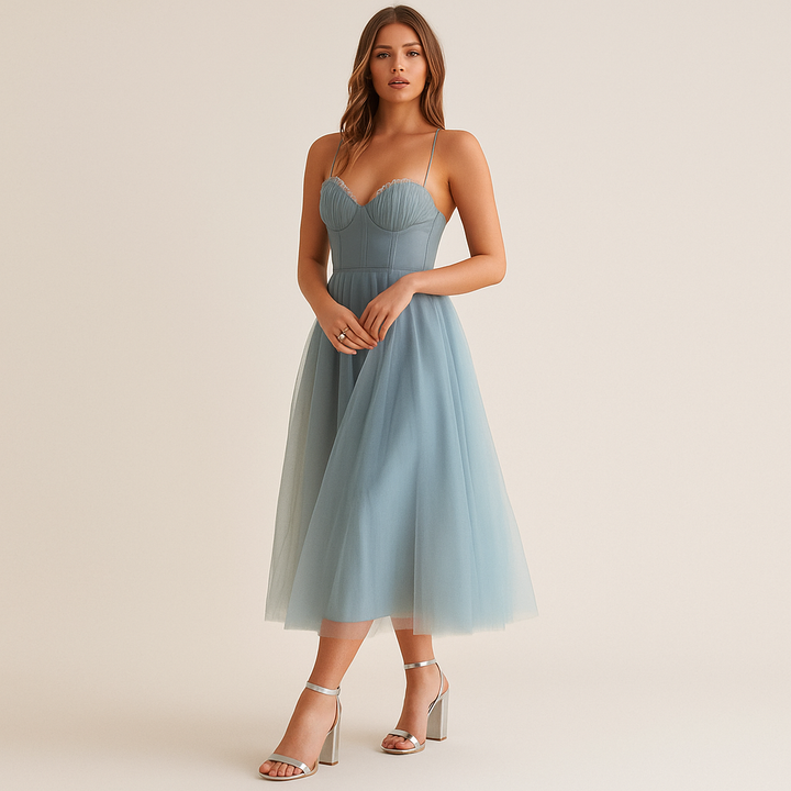 Langes Wolkenkleid