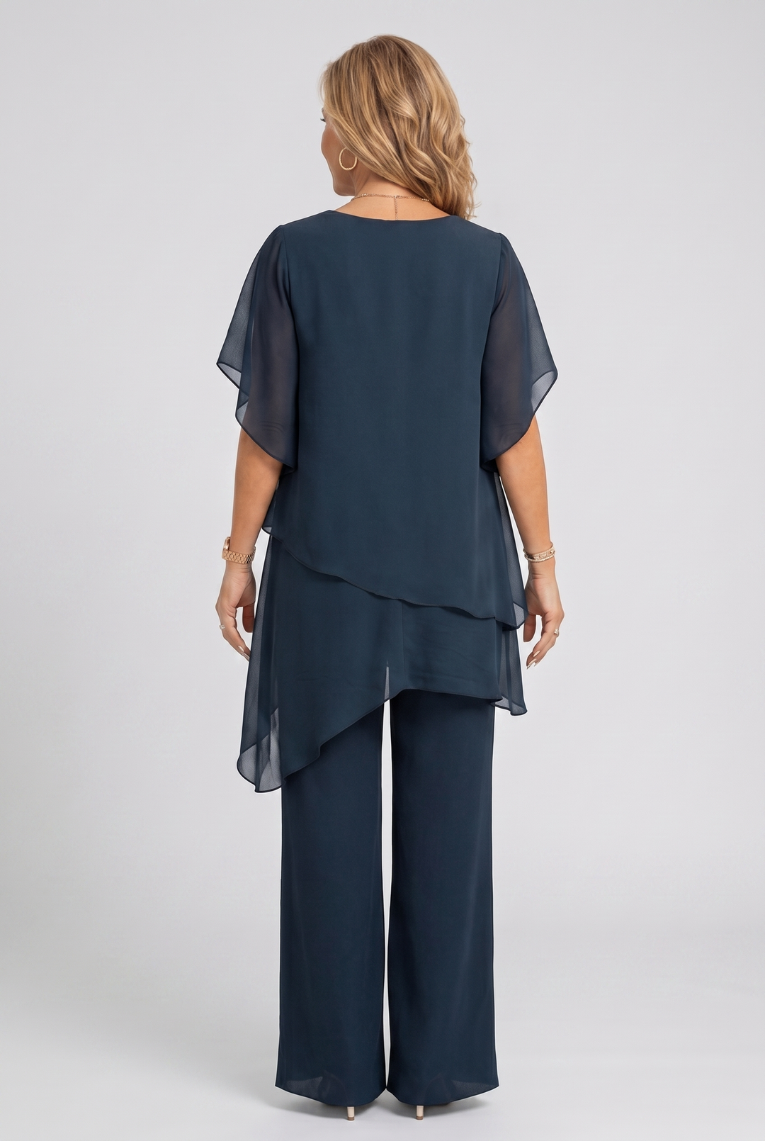 Ensemble Élégant Asymétrique