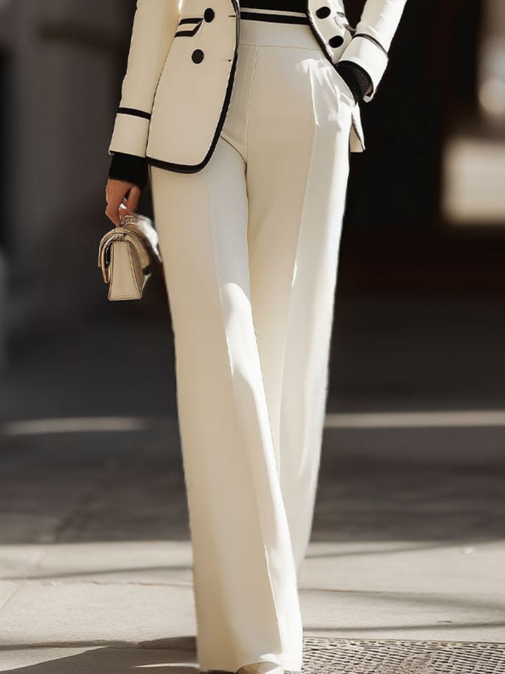 Ensemble Tailleur Chic Écru