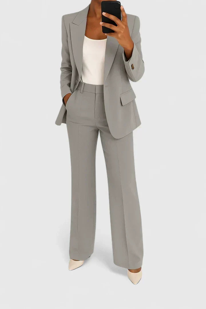 Ensemble Tailleur Chic – Gris