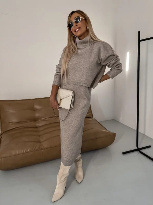 Set aus Kleid und kurzem Pullover