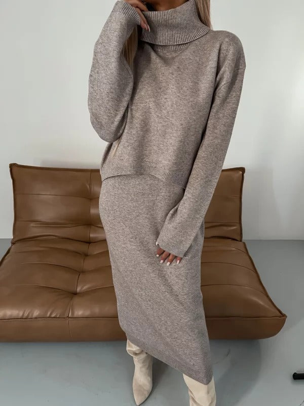 Set aus Kleid und kurzem Pullover