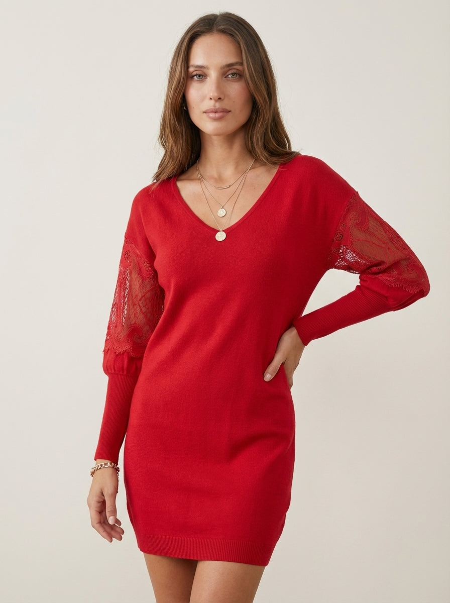 Robe Élégante Manches Ornées – Rouge
