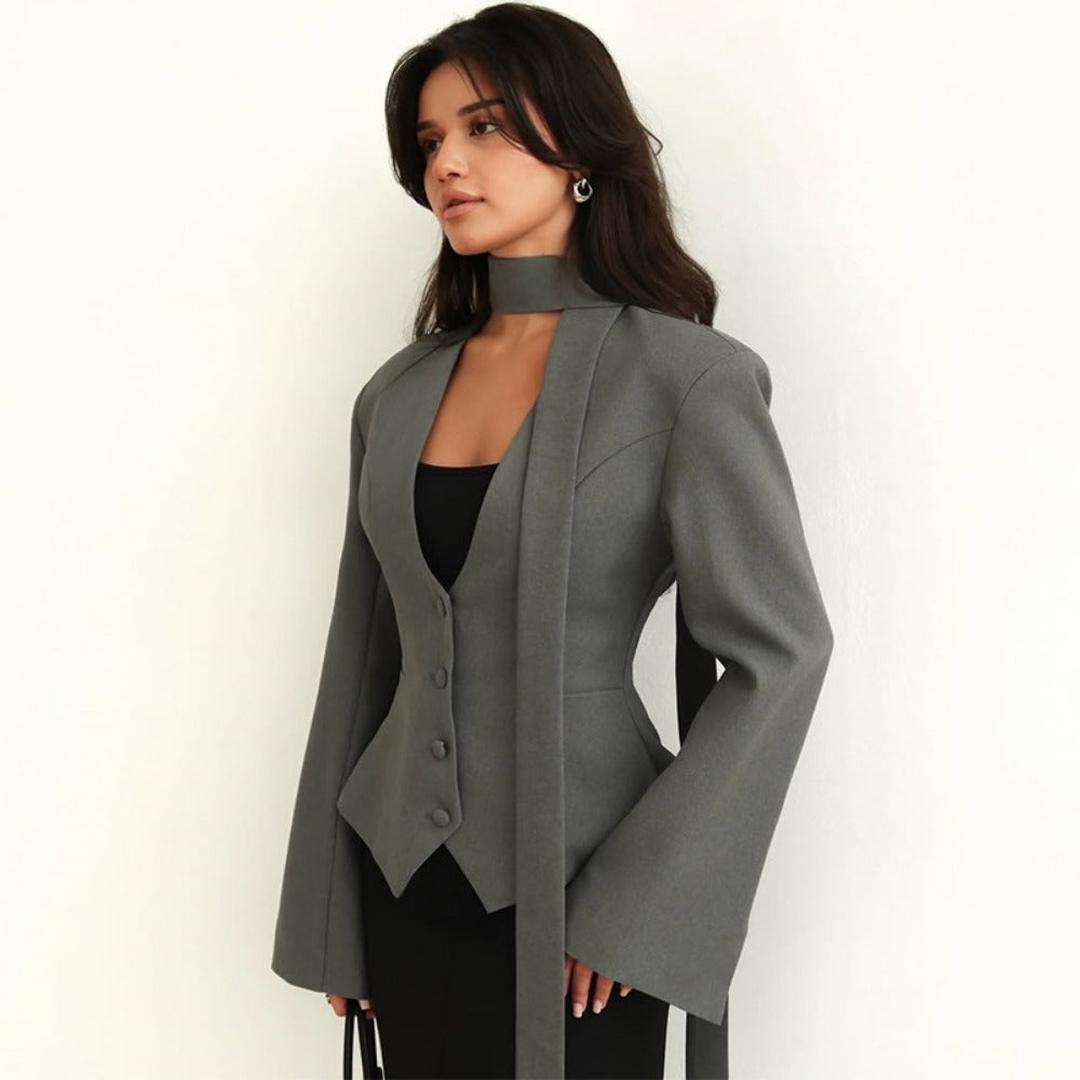 Manteau Ajusté avec Col Écharpe