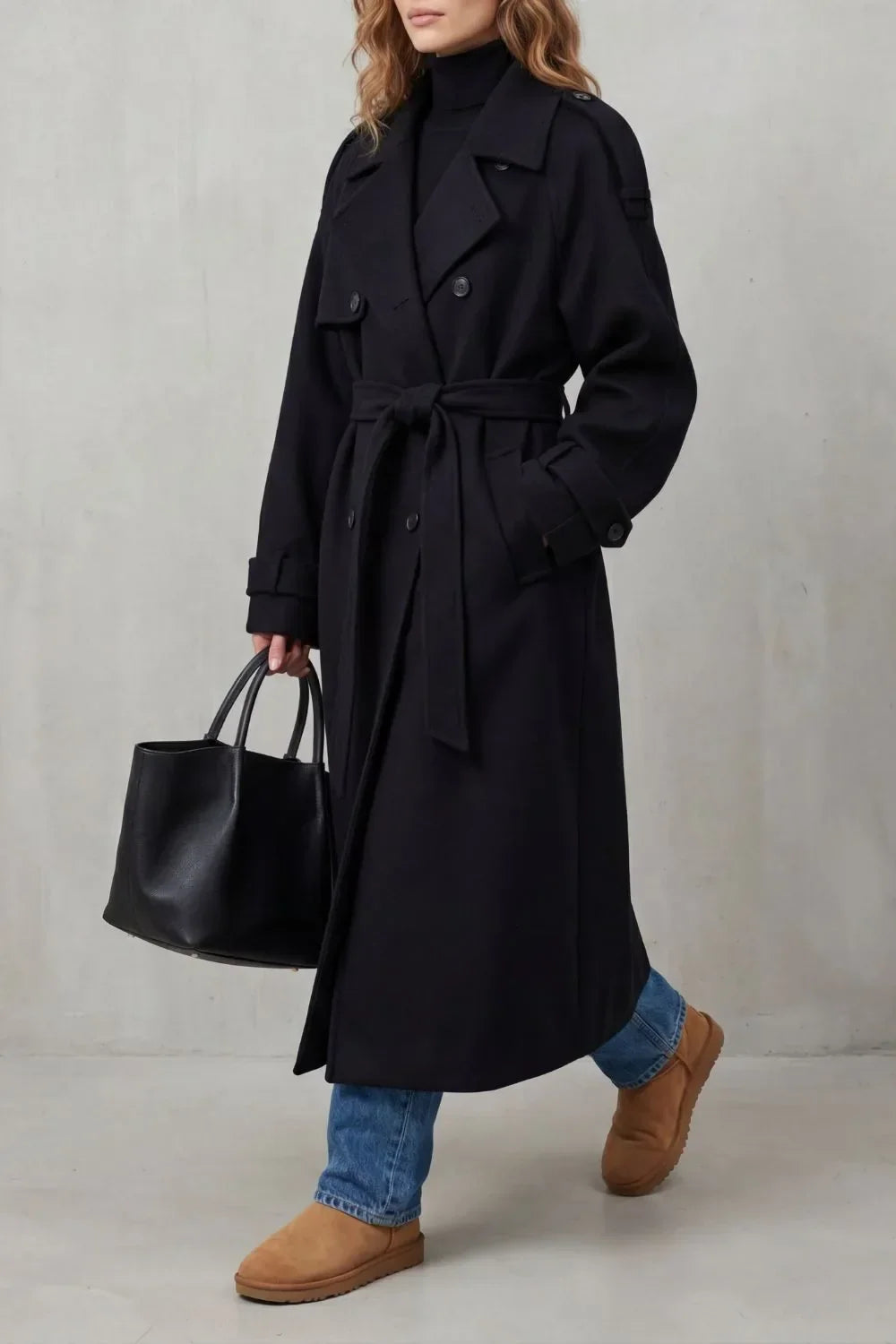 Manteau Long Croisé et Ceinturé