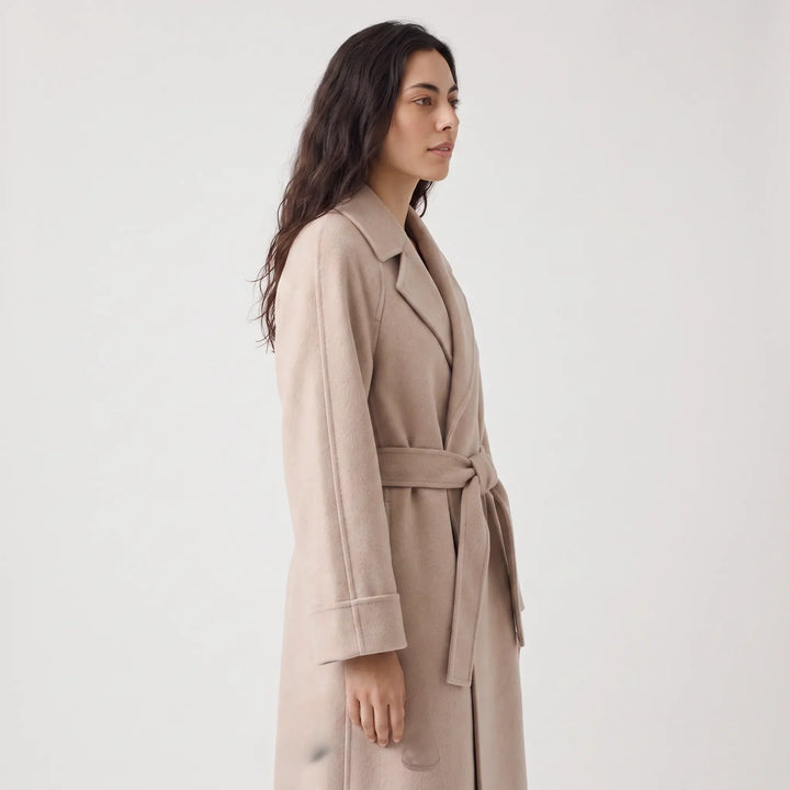 Manteau long élégant à nouer