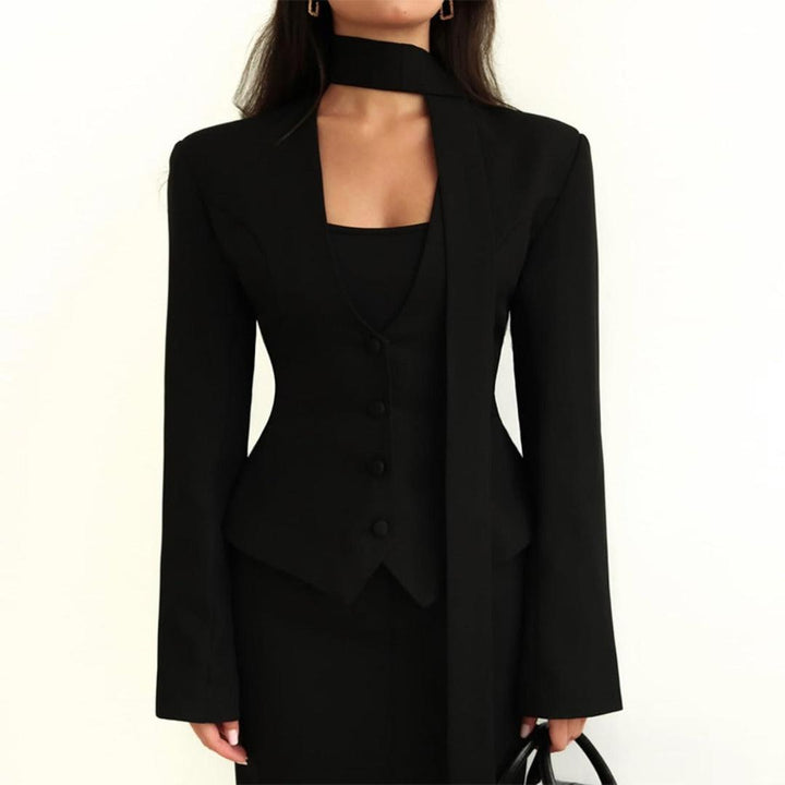 Manteau Ajusté avec Col Écharpe – Noir