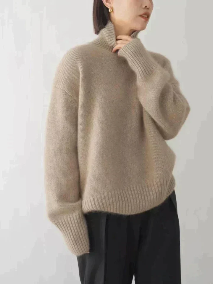Pull Enveloppant à Col Roulé – Kaki