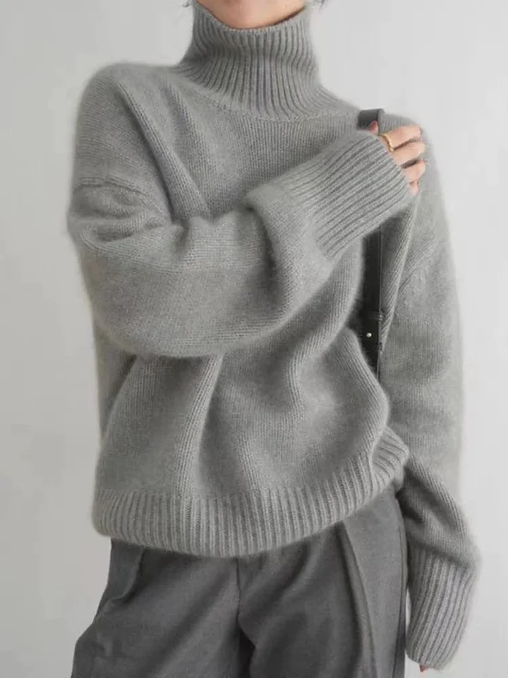 Pull Enveloppant à Col Roulé