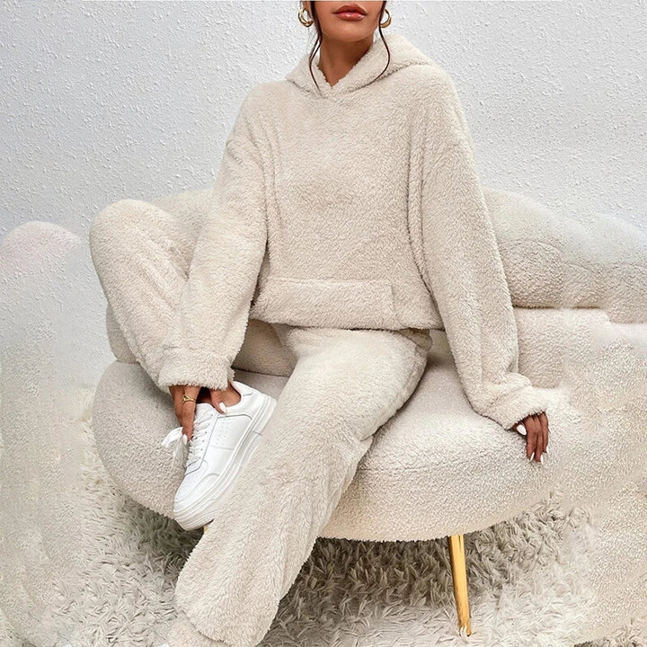 Ensemble Pyjama Peluche Femmes Capuche