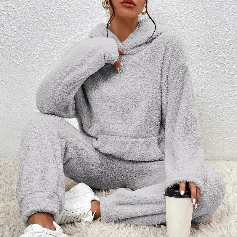 Ensemble Pyjama Peluche Femmes Capuche