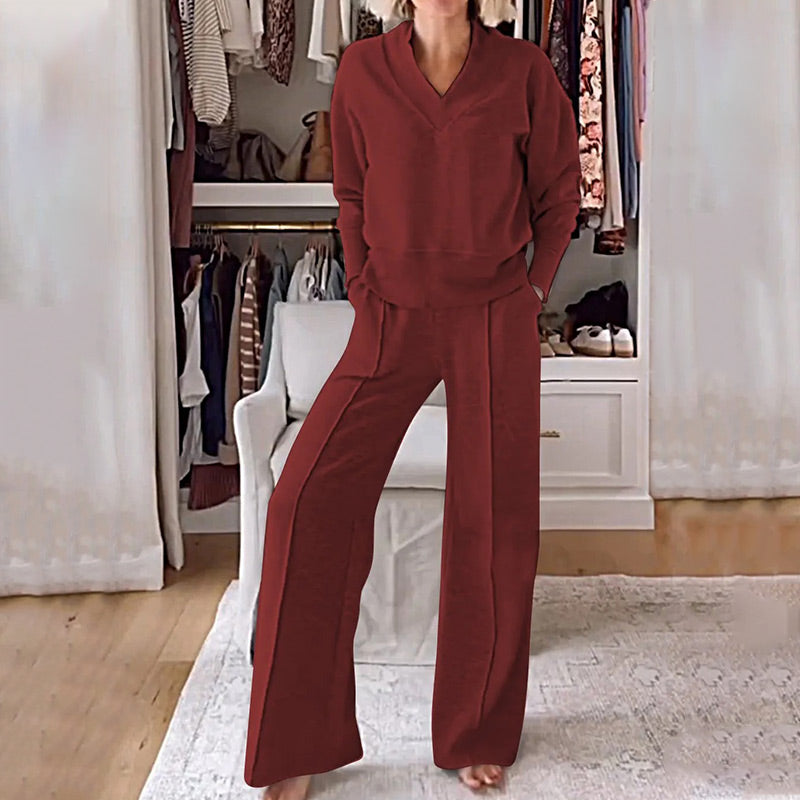 Set mit V-Ausschnitt und weiter Hose