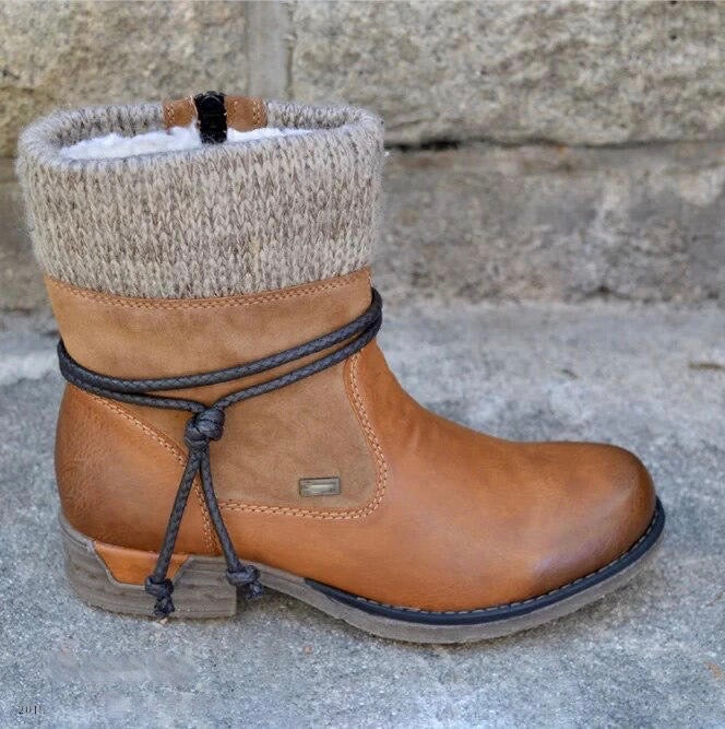 Stiefeletten mit Strickumschlag