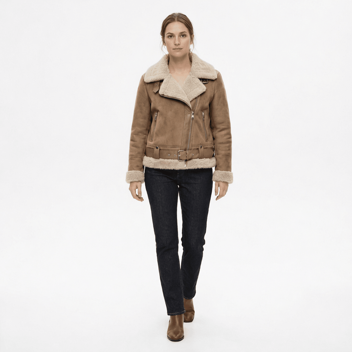 Veste Ceinturée à Col Douillet